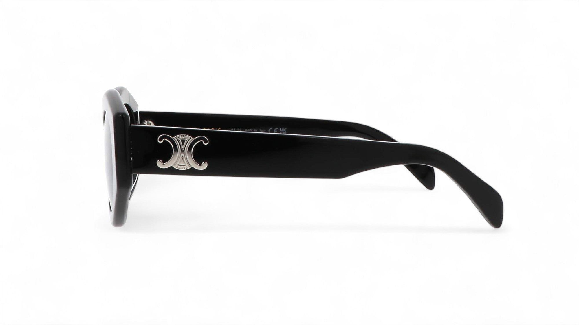 Celine CL40238U sunglasses – Logo detail. Black Celine sunglasses, Silver frame.