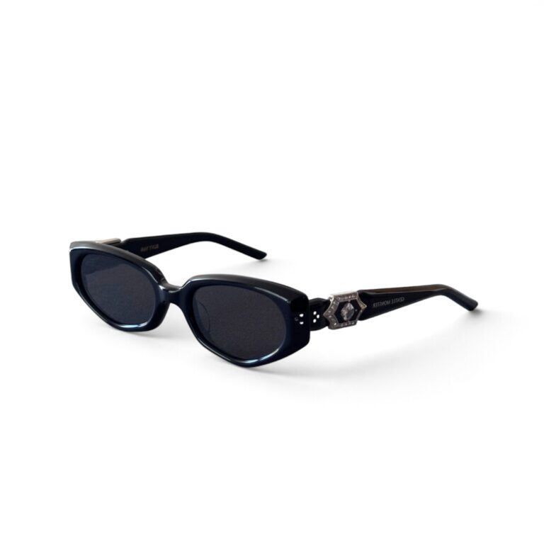 Shop the Gentle Monster Cuff 01 black acetate oval sunglasses from the BOLD Collection. Structured, statement design with 99.9% UV protection.